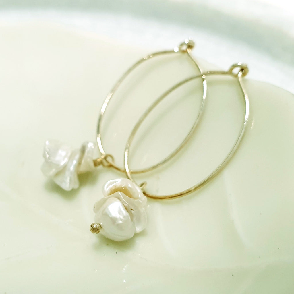 Glamorous Pearls Collection Earrings - Irregular Pearls Oval Loop Earrings