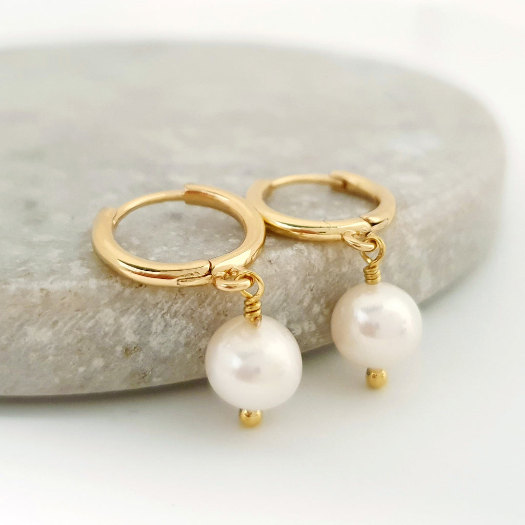 Glamorous Pearls Collection Earrings - Spherical White Freshwater Pearls Earrings