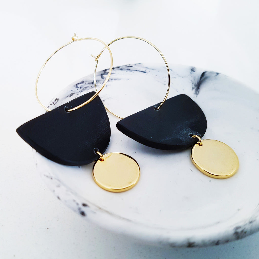 Charismatic Wanderlust Collection - Horn Earrings Black Half Moon Gold Disc