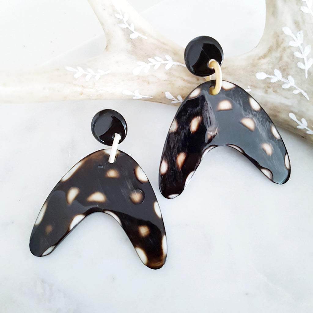 Charismatic Wanderlust Collection - Horn Earrings Spotted Boomerang