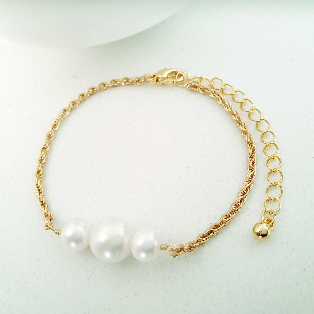 Glamorous Pearls Collection Bracelet - Round Trio Pearl Strand Bracelet