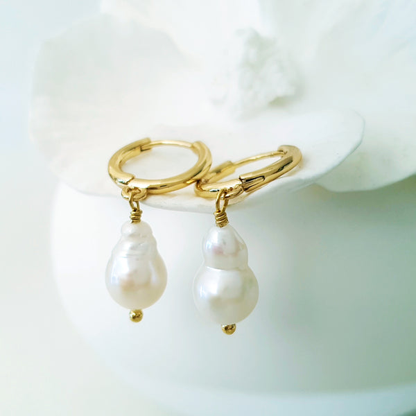 Glamorous Pearls Collection Earrings - Gourd-Shaped Freshwater Pearls Earrings