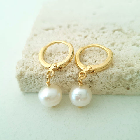 Glamorous Pearls Collection Earrings - Groovy Round Freshwater Pearls Earrings