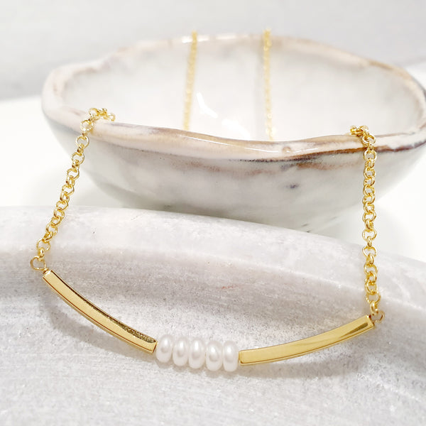 Glamorous Pearls Collection Necklace - Pearl Strand Horizontal Arc Necklace