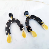 Charismatic Wanderlust Collection - Horn Earrings Spotted Rainbow Drop